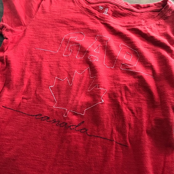 GUC bundle of Gap women’s short sleeved tees - Picture 8 of 13